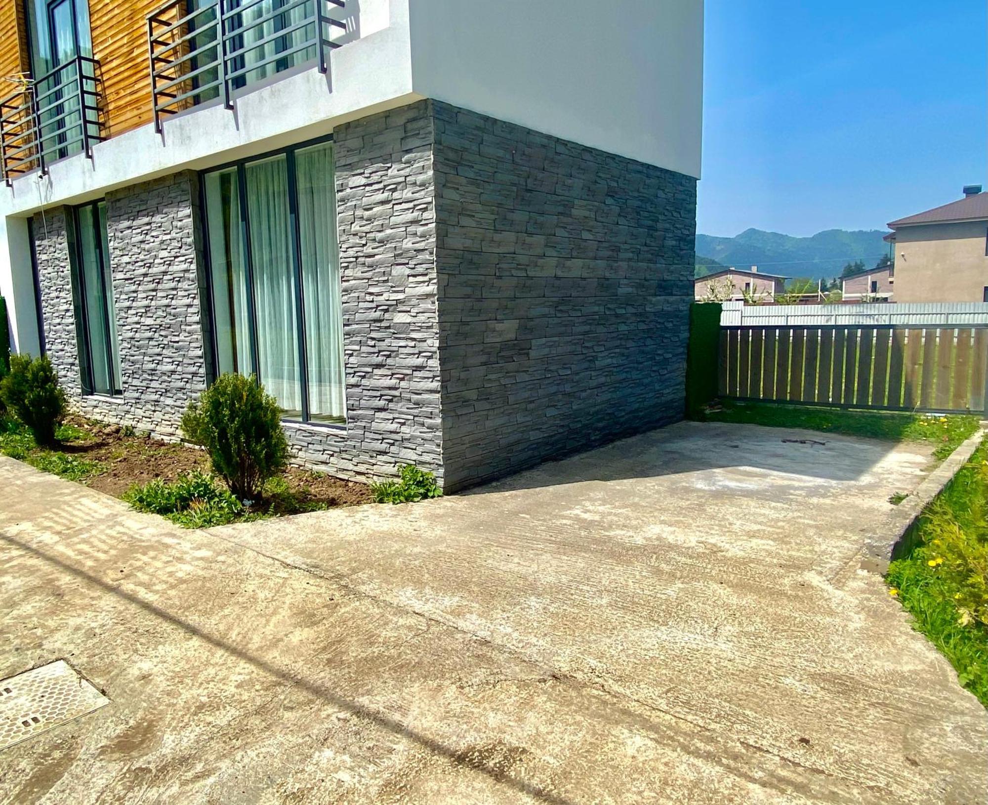 Cottage Marta Sadgeri Боржоми Екстериор снимка