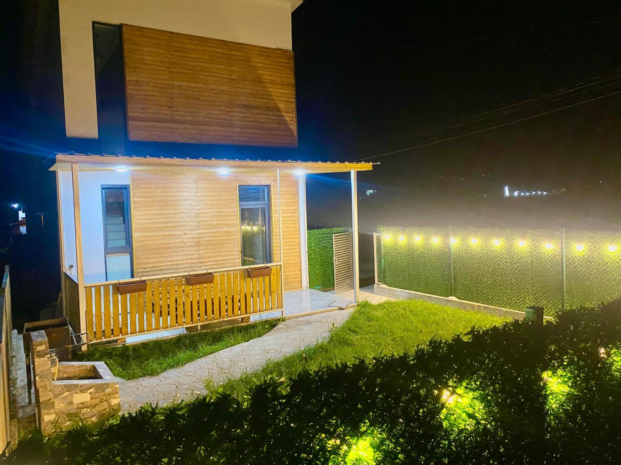 Cottage Marta Sadgeri Боржоми Екстериор снимка