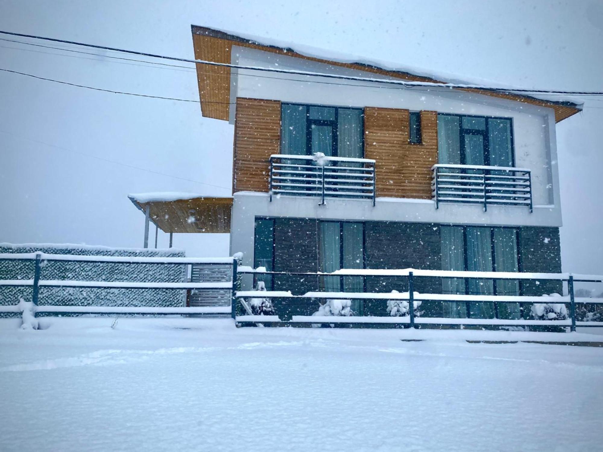 Cottage Marta Sadgeri Боржоми Екстериор снимка